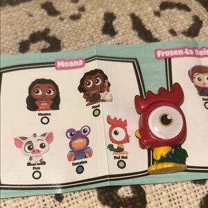 Hei Hei Kids Toy Figure Disney doorable series 5